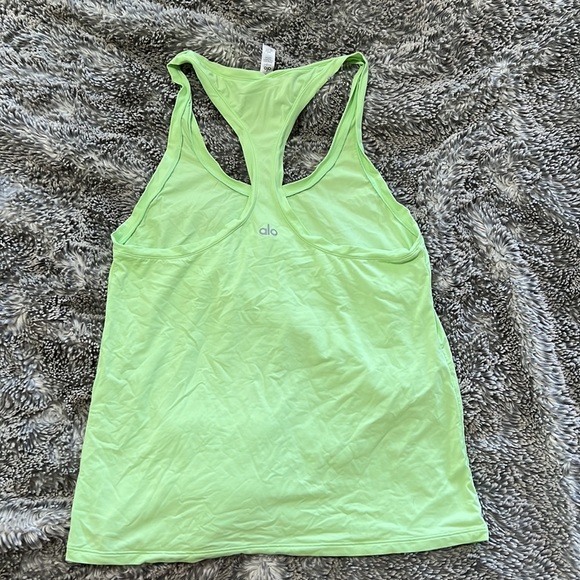 Alo yoga tank top size xs - Picture 2 of 3